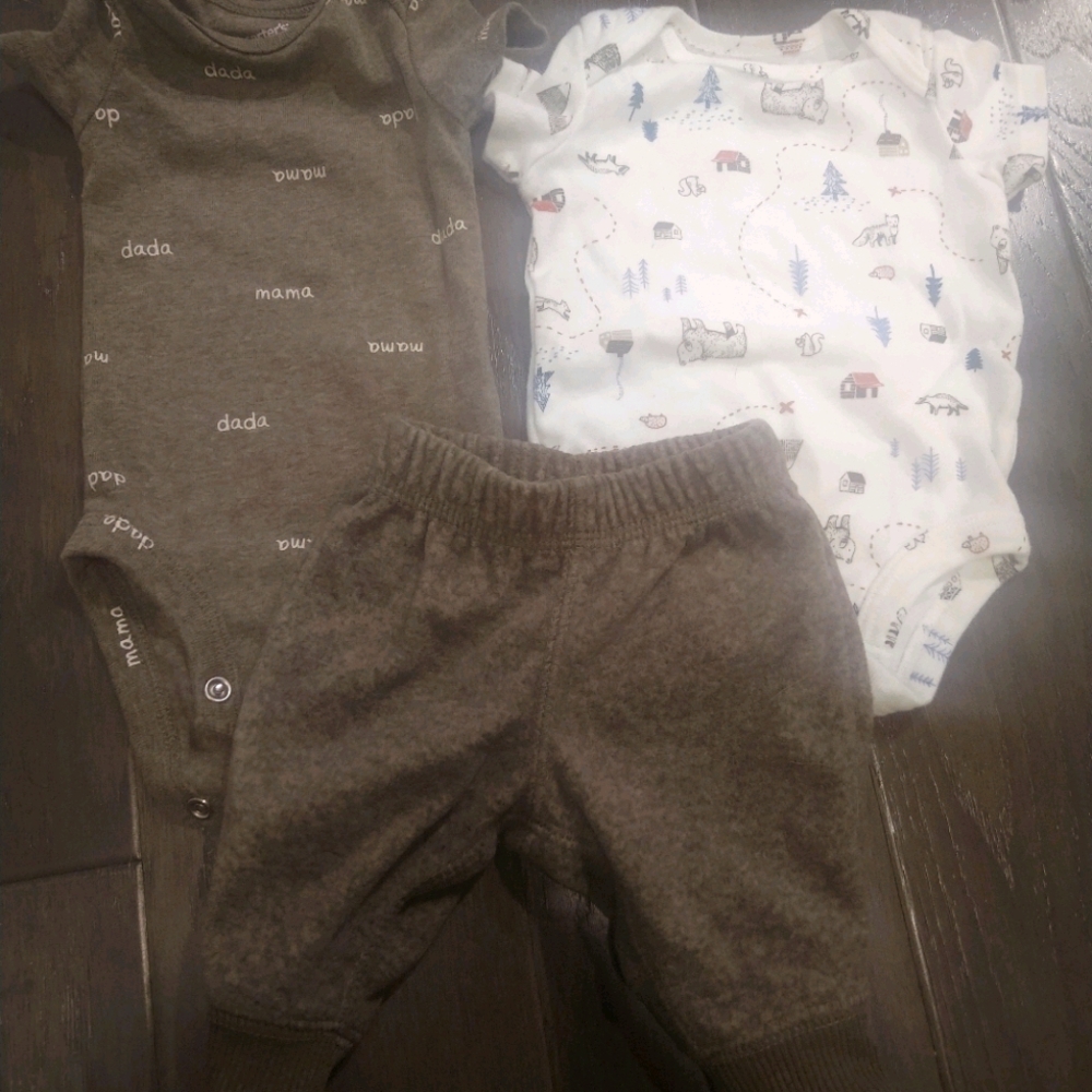 Two onesies and a pair of pants that match both